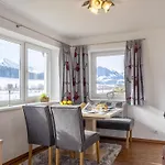 Alpenglueck Апартаменты *
