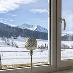 Апартаменты Alpenglueck *